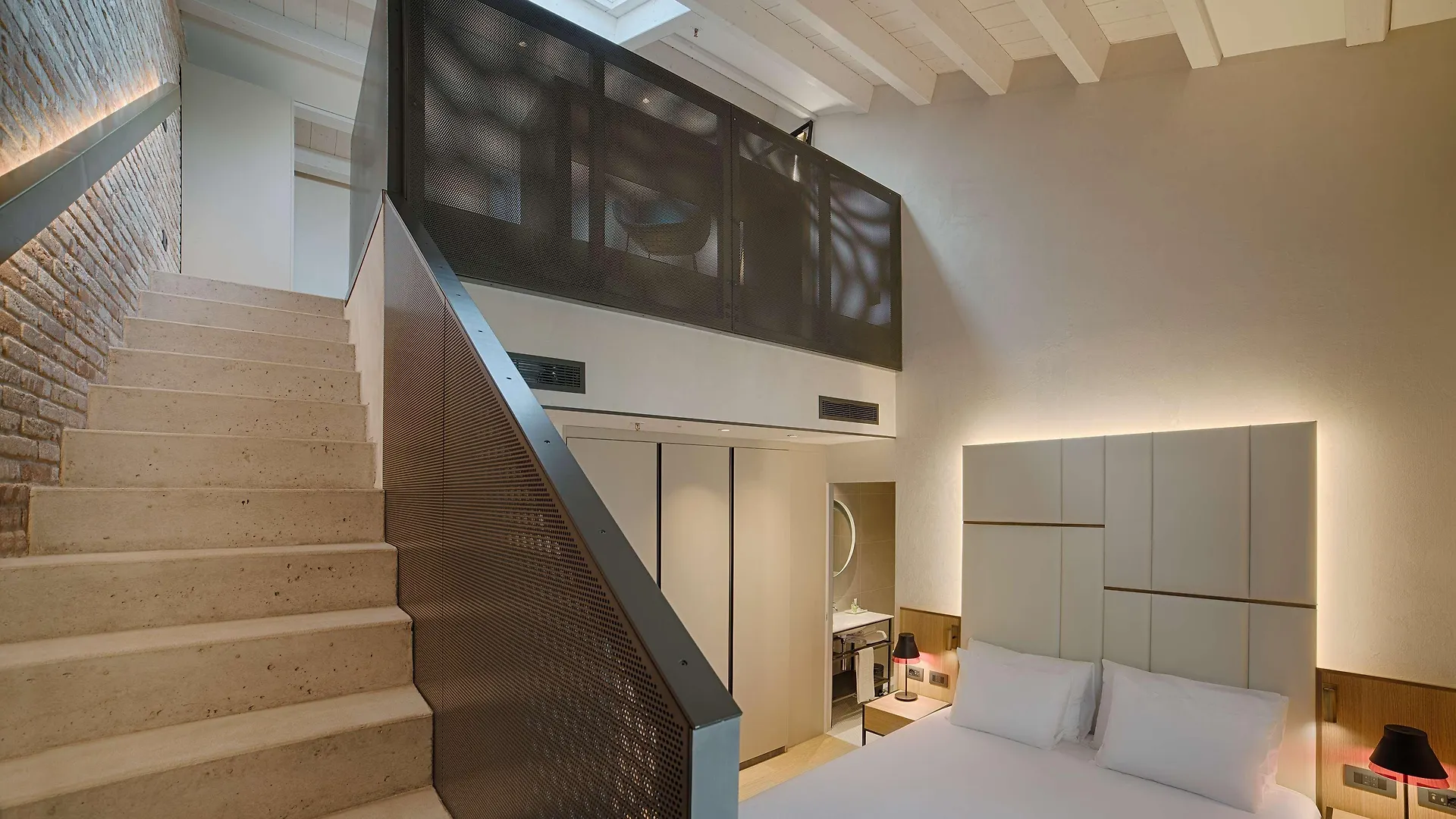 NH Collection Murano Villa Hotel